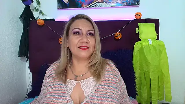 yayita mature online show from 10.21.25