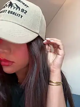 Snapshot of marcimaa chatting on 01.23.25 marcimaa online show from 01.23.25