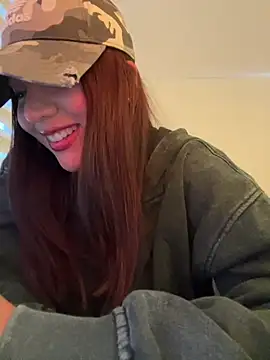 Snapshot of marcimaa chatting on 02.02.25 marcimaa online show from 02.02.25