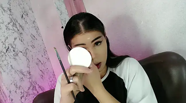 Snapshot of Alexandra_Hornny chatting on 12.31.24 Alexandra Hornny online show from 12.31.24