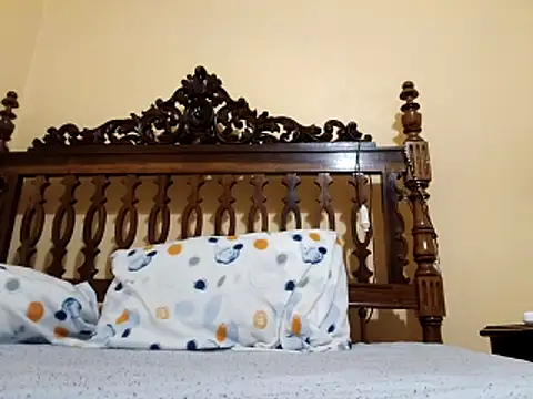 White rabbit  online show from 12.22.25