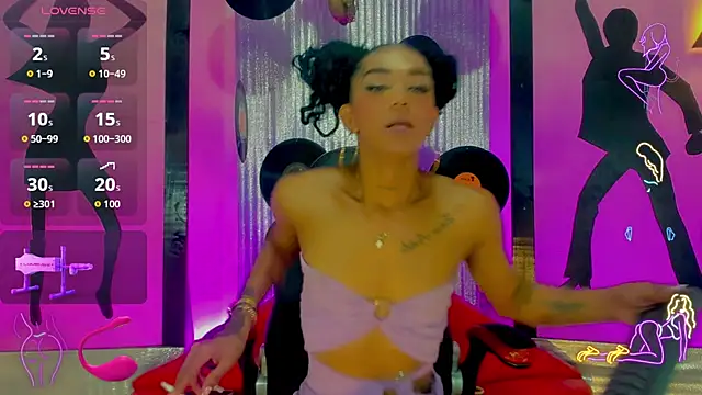 nickyminach  online show from 10.27.25