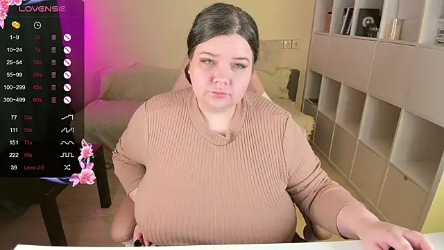 PlumPie online show from 09.28.25