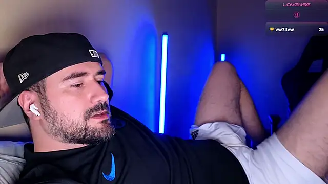 DominantTheo online show from 04.20.26