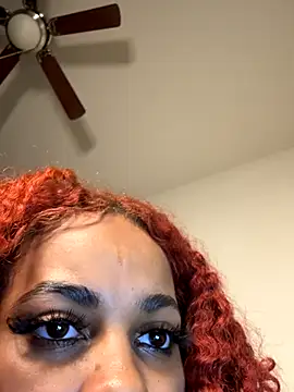 Snapshot of Cloutchasercrystall chatting on 10.07.25 Cloutchasercrystall online show from 10.07.25