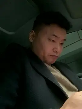 Snapshot of S00 chatting on 12.09.24 S00 online show from 12.09.24