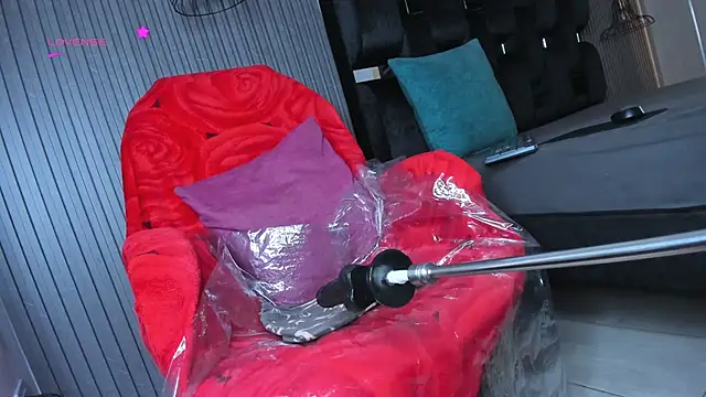 levana1 online show from 09.18.25