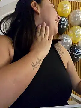 LizzRouse online show from 02.17.26