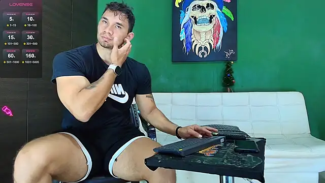 Snapshot of GendersonFit chatting on 12.15.25 GendersonFit online show from 12.15.25