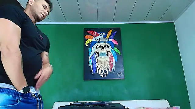 Snapshot of GendersonFit chatting on 03.02.26 GendersonFit online show from 03.02.26