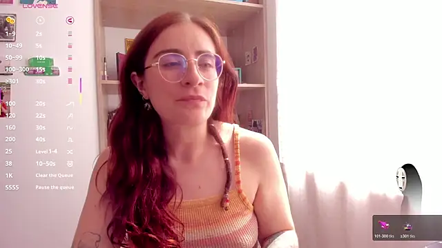 Snapshot of linda_giggle chatting on 07.06.26 linda giggle online show from 07.06.26