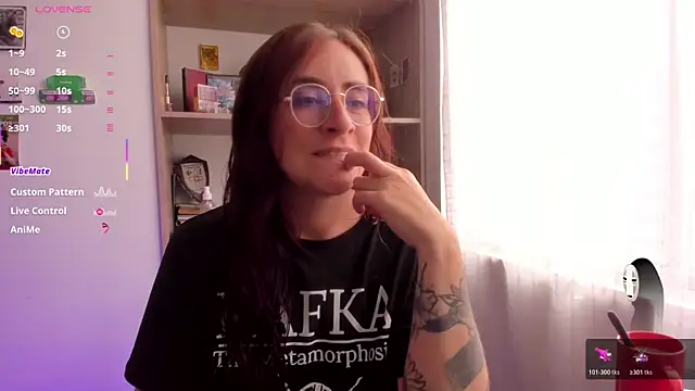 Snapshot of linda_giggle chatting on 07.10.26 linda giggle online show from 07.10.26