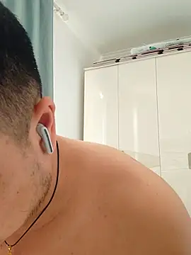 guozuo online show from 02.01.26