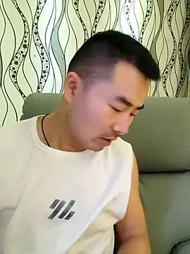Snapshot of guozuo chatting on 06.27.26 guozuo online show from 06.27.26
