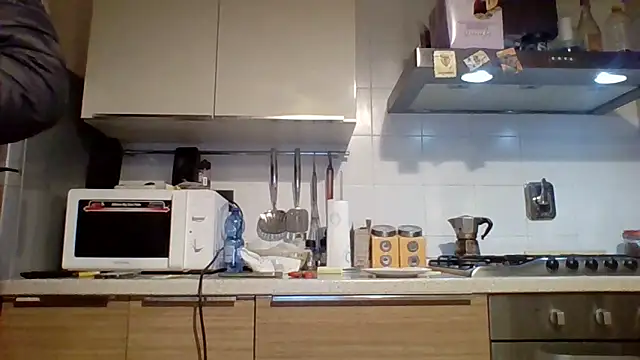 woww791 online show from 12.15.25