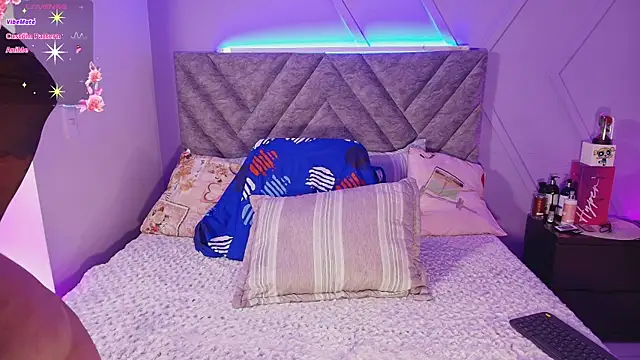 emmajohnss online show from 11.11.25