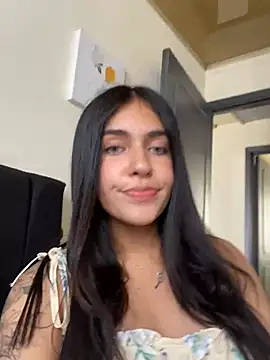 DaphneUwu online show from 01.20.25