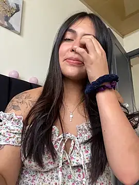 DaphneUwu online show from 03.12.25