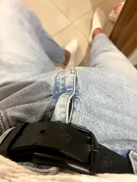 Snapshot of amyalaruz34ist chatting on 11.04.25 amyalaruz34ist online show from 11.04.25