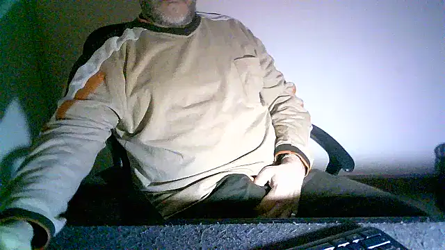 Snapshot of Greek_Passion chatting on 11.09.25 Greek Passion online show from 11.09.25