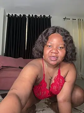 Snapshot of ThickyMel chatting on 07.16.26 ThickyMel online show from 07.16.26