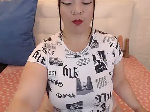 Angiee BBW online show from 03.11.25