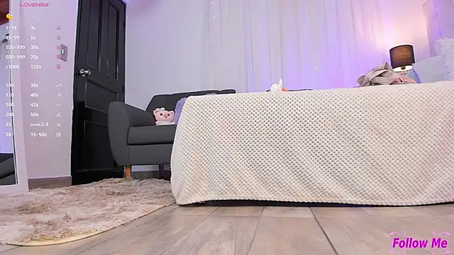 Snapshot of tatikiss_ chatting on 01.20.25 tatikiss online show from 01.20.25