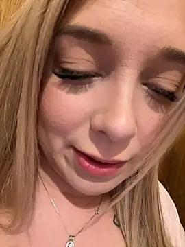 CherryAuroraa online show from 02.17.25