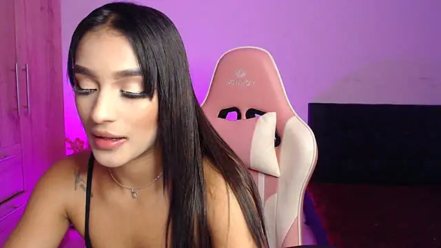 GiltRosebush online show from 12.06.24