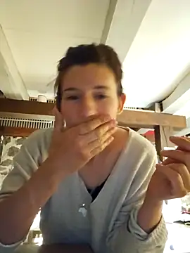 Lina lou4 online show from 03.04.25