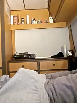 Snapshot of MysticInteraction chatting on 10.15.25 MysticInteraction online show from 10.15.25