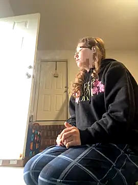 Dakota 02 online show from 09.29.25