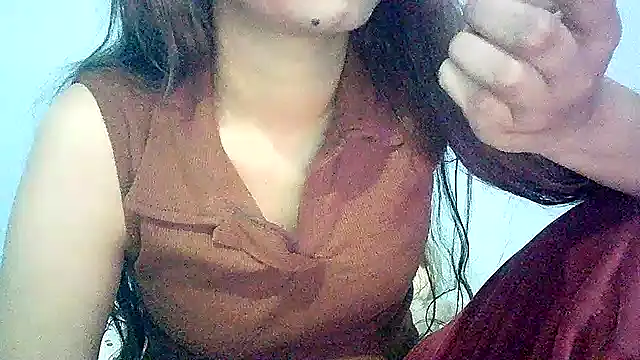 Snapshot of lovelydesi21 chatting on 01.31.25 lovelydesi21 online show from 01.31.25