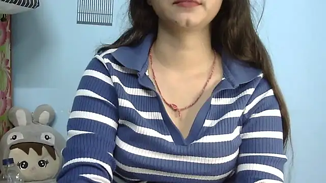 Snapshot of lovelydesi21 chatting on 10.07.25 lovelydesi21 online show from 10.07.25