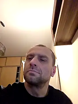 Snapshot of Roman0798 chatting on 12.16.25 Roman0798 online show from 12.16.25