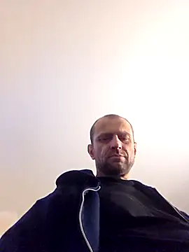 Snapshot of Roman0798 chatting on 12.17.25 Roman0798 online show from 12.17.25