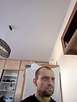 Snapshot of Roman0798 chatting on 12.18.25 Roman0798 online show from 12.18.25