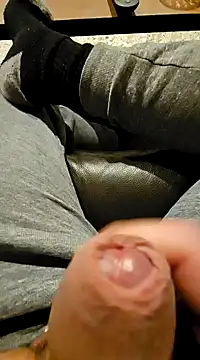 Snapshot of cross10 chatting on 01.10.25 cross10 online show from 01.10.25