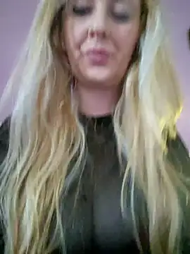 VictoriaMiami online show from 02.08.26