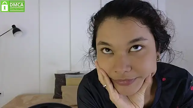 Snapshot of sexychanell_18 chatting on 02.15.26 sexychanell 18 online show from 02.15.26