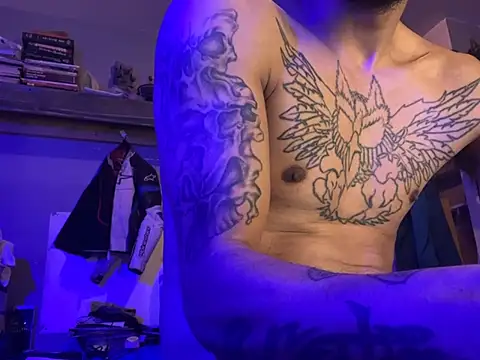 Snapshot of DarkHorse89 chatting on 01.26.25 DarkHorse89 online show from 01.26.25