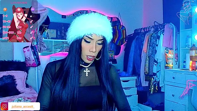 caroline cossei online show from 03.18.26