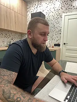 Bear bear  online show from 02.12.25