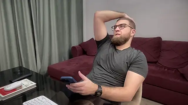 Bear bear  online show from 03.09.25