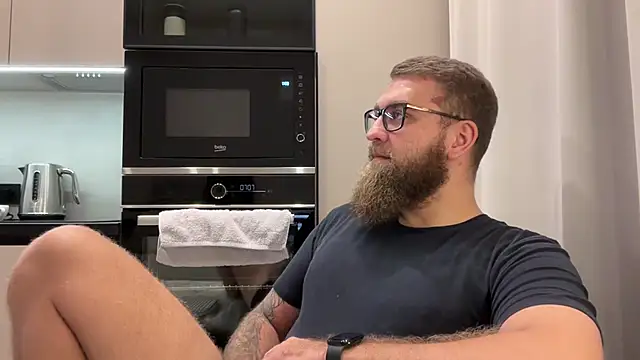 Bear bear  online show from 11.29.25