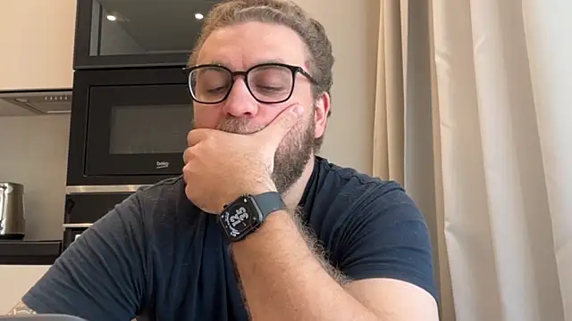 Bear bear  online show from 04.11.26