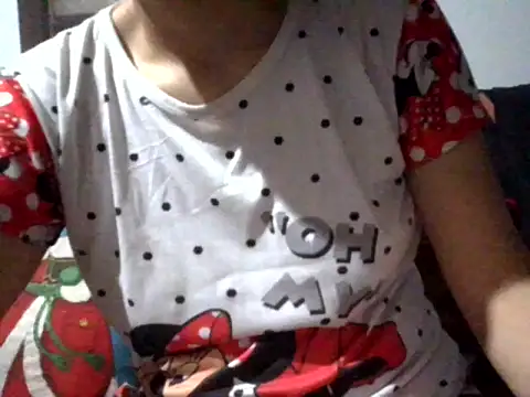 Snapshot of RAYA_1 chatting on 12.06.24 RAYA 1 online show from 12.06.24