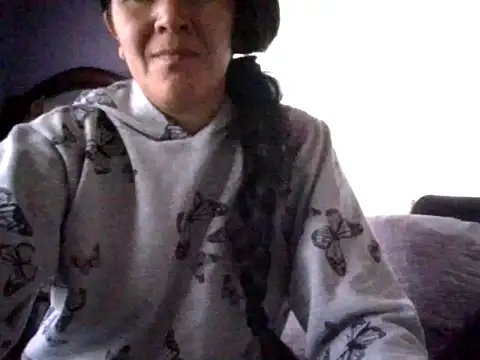 Snapshot of RAYA_1 chatting on 01.16.25 RAYA 1 online show from 01.16.25