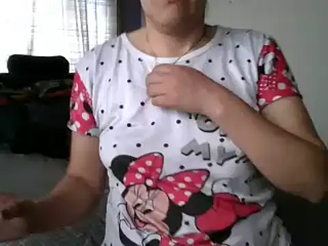 Snapshot of RAYA_1 chatting on 02.26.25 RAYA 1 online show from 02.26.25