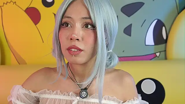 Snapshot of miss__maria chatting on 06.19.26 miss maria online show from 06.19.26